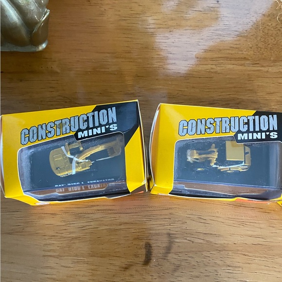 Set of 4 Norscot Scale Models Die-Cast Caterpillar - Picture 7 of 8